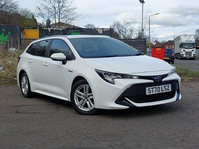 Used Toyota Corolla 122 HP (89 kW) 2020 White Estate