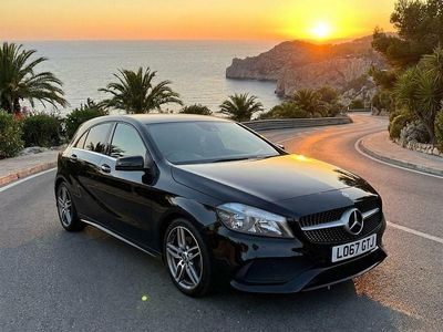 Begagnad Mercedes A200 AMG line 136 HK (100 kW) 2017 Svart Halvkombi