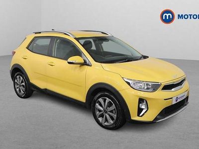 Used Kia Stonic 99 HP (72 kW) 2024 Yellow SUV
