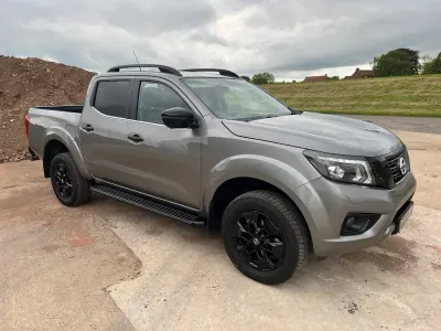 Usado Nissan Navara N-Guard 190 HP (139 kW) 2021 Cinzento Pickup