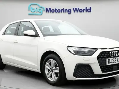 Used Audi A1 Sportback 95 HP (69 kW) 2022 White Hatchback