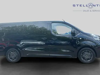 Nowe Citroën Spacetourer 177 KM (130 kW) 2026 Czarny Minivan