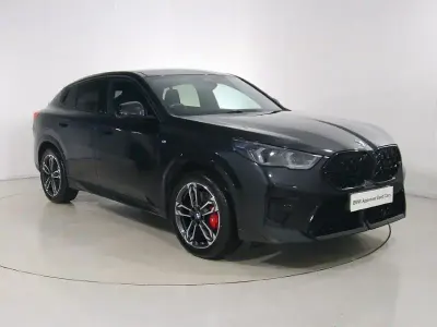Używany BMW X2 M Sport 170 KM (125 kW) 2025 Czarny SUV