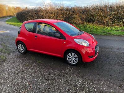 Used Citroën C1 VTR Sport 68 HP (50 kW) 2011 Red Hatchback