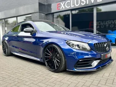 Begagnad Mercedes C63 AMG Premium Plus 510 HK (375 kW) 2019 Blå Sportkupé