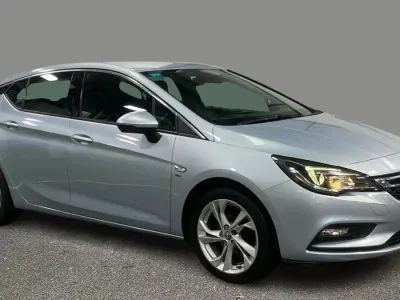Second-hand Vauxhall Astra SRi 150 CP (110 kW) 2019 Argintiu Hatchback
