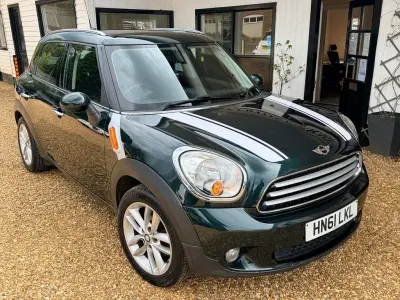 Used Mini Cooper 122 HP (89 kW) 2011 Green Hatchback