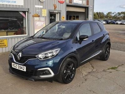 Used Renault Captur Iconic 90 HP (66 kW) 2018 Blue SUV