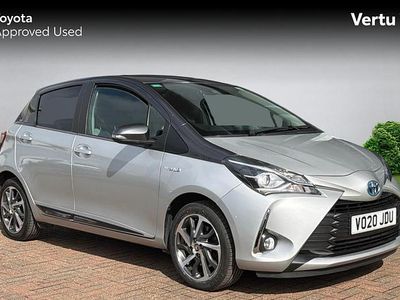 Used Toyota Yaris Hybrid 100 HP (73 kW) 2020 Silver Hatchback