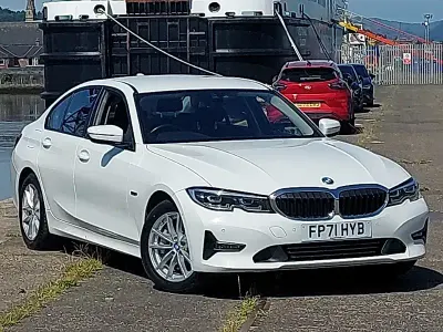 Used BMW 330e Comfort Edition 292 HP (214 kW) 2022 White Sedan