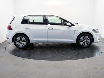 White Used 2018 VW e-Golf Hatchback | £9,990 (Fair price)