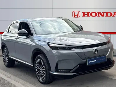 Begagnad Honda e Elegance 150 kW (204 HK) 2024 Halvkombi