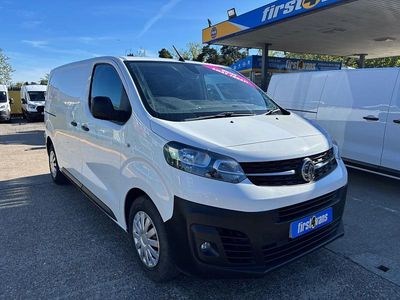 Used Ford Transit Custom Limited 130 HP (95 kW) 2023 White Van