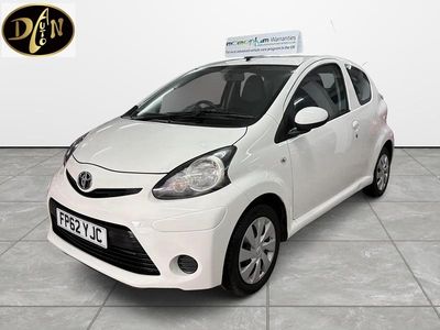 Used Toyota Aygo 2012 White Hatchback