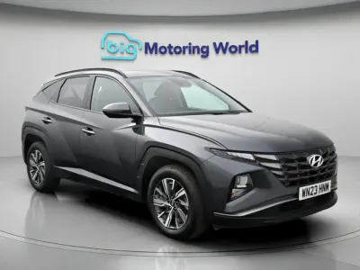 Usado Hyundai Tucson SE 150 HP (110 kW) 2023 Cinzento SUV