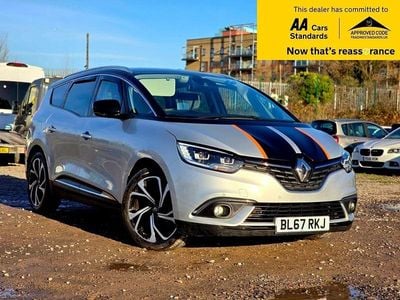 Silver/black Used 2017 Renault Grand Scénic IV Signature MPV | £10,988