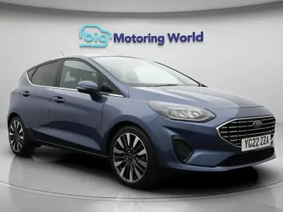 Gebraucht Ford Fiesta Titanium 125 PS (91 kW) 2022 Blau Kleinwagen