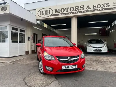 Used Vauxhall Viva 75 HP (55 kW) 2017 Red Hatchback