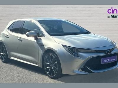 Used Toyota Corolla 120 HP (88 kW) 2019 Silver Hatchback
