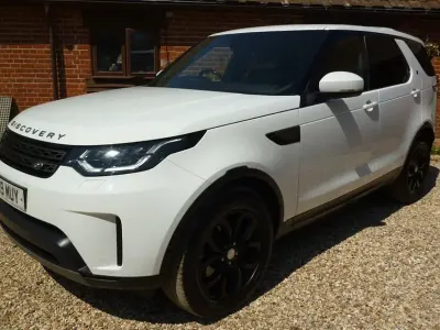 Used Land Rover Discovery SE 306 HP (225 kW) 2019 SUV
