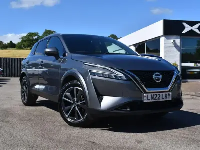 Used Nissan Qashqai Tekna 158 HP (116 kW) 2022 Grey SUV