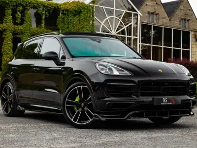 Usado Porsche Cayenne Platinum Edition 2023 Preto SUV