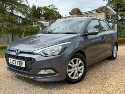 Used Hyundai i20 SE 84 HP (61 kW) 2017 Grey Hatchback