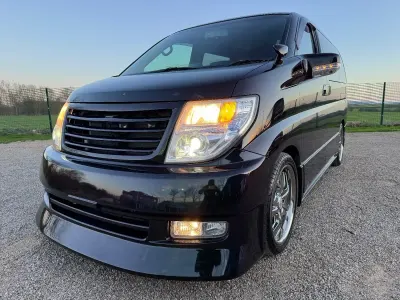 Usado Nissan Elgrand 2008 Negro Monovolumen