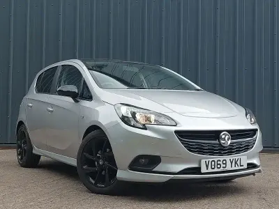 Used Vauxhall Corsa SRi 90 HP (66 kW) 2019 Silver Hatchback