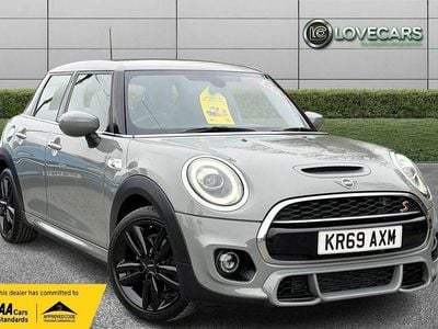 Usado Mini Cooper S Hatch 192 HP (141 kW) 2019 Cinzento Citadino