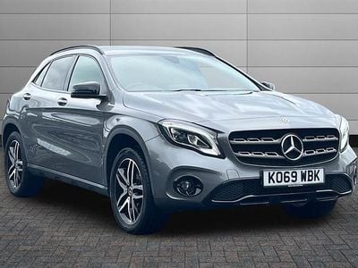 Mercedes GLA180