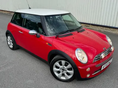 Used Mini Cooper Hatch 2005 Red Hatchback