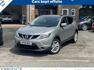 Used Nissan Qashqai Acenta+ 110 HP (80 kW) 2015 Silver SUV