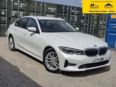 Used BMW 320 Luxury Line 190 HP (139 kW) 2021 White Sedan