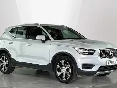 Begagnad Volvo XC40 Inscription 161 HK (118 kW) 2022 SUV