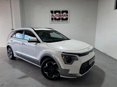 White Used 2022 Kia Niro SUV | £19,990 (Fair price)