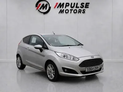 Used Ford Fiesta Zetec 82 HP (60 kW) 2014 Silver Hatchback