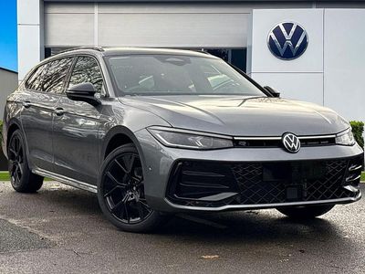 New VW Passat R-line 150 HP (110 kW) 2026 Grey Estate