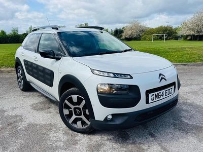 Used Citroën C4 Cactus Flair 82 HP (60 kW) 2015 White Hatchback