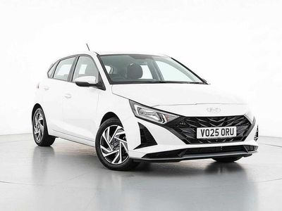 New Hyundai i20 Advanced 2025 White Hatchback