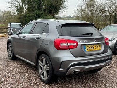 Mercedes GLA200