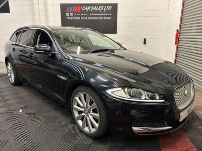 Used Jaguar XF Sportbrake Portfolio 200 HP (147 kW) 2015 Black Estate