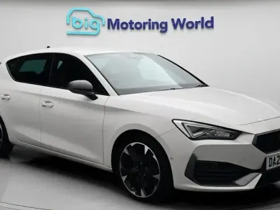 Used Cupra Leon VZ1 310 HP (228 kW) 2022 White Hatchback