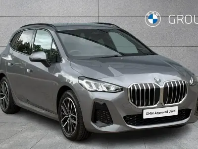 Begagnad BMW 225 Active Tourer M Sport 242 HK (177 kW) 2025 Grå Minibuss