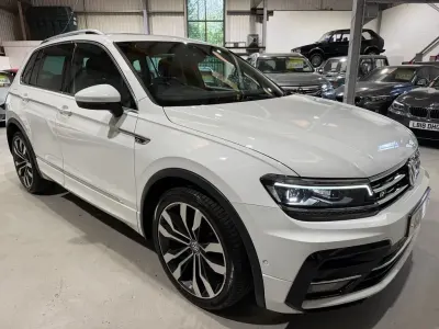 Używany VW Tiguan R-line 150 KM (110 kW) 2019 Biały SUV