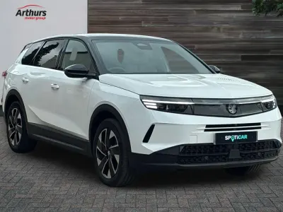 Used Vauxhall Grandland X Ultimate 134 HP (98 kW) 2025 White SUV