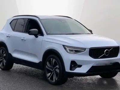 Nuevo Volvo XC40 Plus 163 CV (119 kW) 2026 Azul SUV