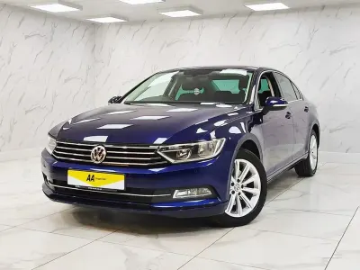 Used VW Passat Business 120 HP (88 kW) 2017 Blue Sedan