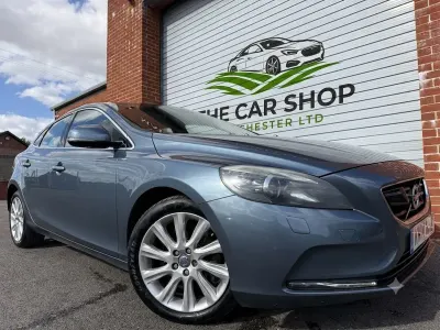 Used Volvo V40 SE Lux 150 HP (110 kW) 2014 Blue Hatchback