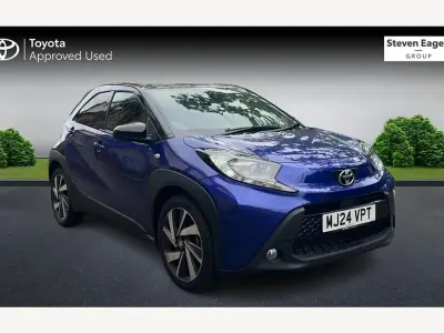 Used Toyota Aygo X 72 HP (52 kW) 2024 Blue SUV